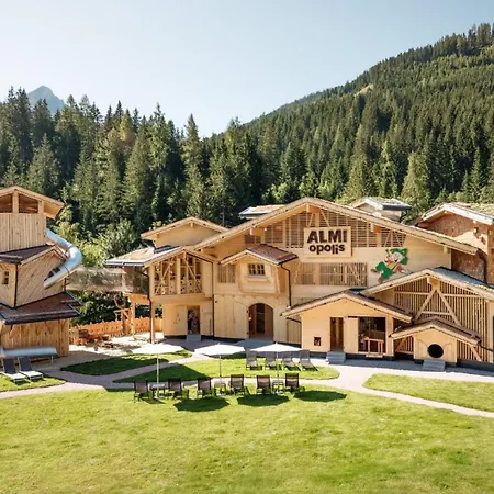 Almhof Family und Wellness Resort-2