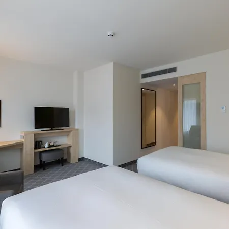 Hampton By Hilton Antwerp Central Station-2