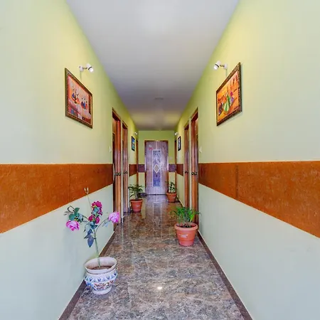 Hotel O P S Grand-2
