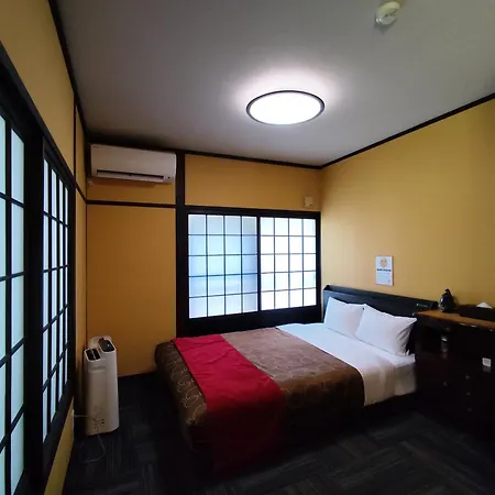 Yufuin Lamp No Yado-2