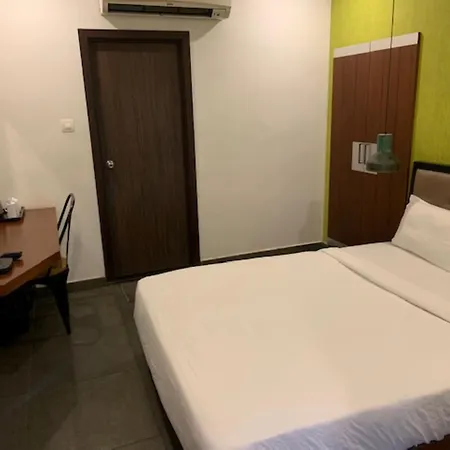 Hotel Neighbourhood, Cochin-3
