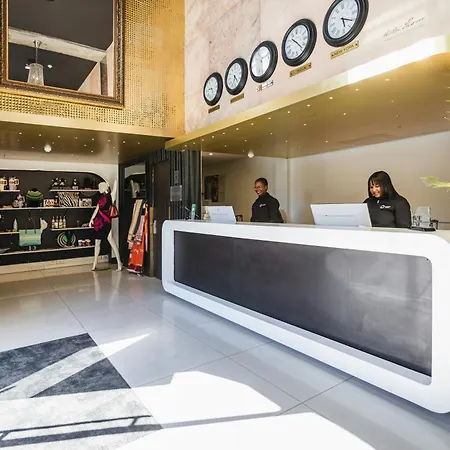 Onomo Hotel Waterfront-2