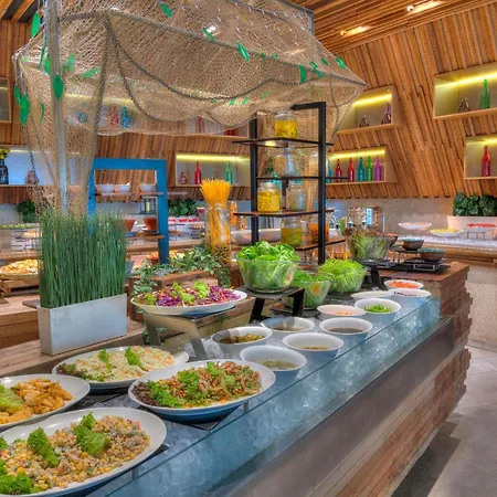 Movenpick Hotel & Convention Centre Klia-2