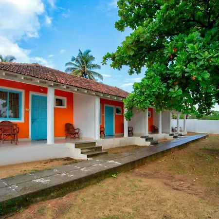 Baga Wave Edge Cottages-2