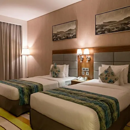 Jacob'S Garden Hotel-3