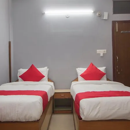 Hotel O Golden Moments-3