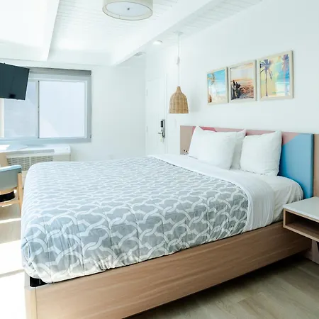 The Belmont Shore Inn-2