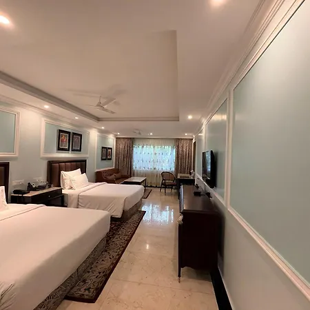 Mayfair Lake Resort-2