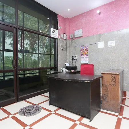 Hotel O Chauhan-3