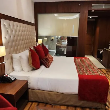 Royale Retreat Hotel & Spa Near Mall Road-3