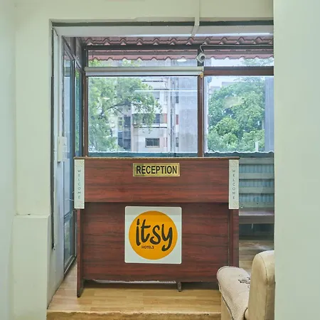 Itsy Hotels Aditya-3