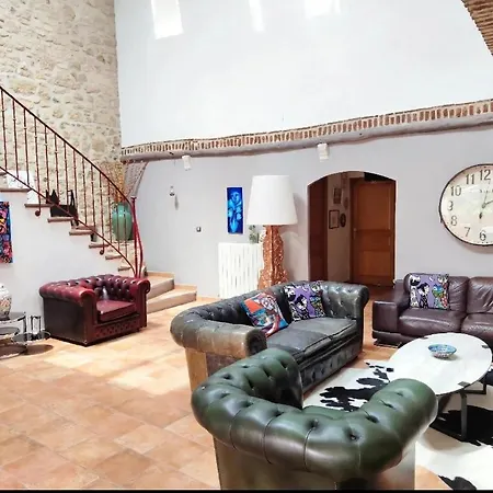 VILLA ARTEMIA Maison vigneronne - chambre d hôtes-B&B-piscine-climatisation-3
