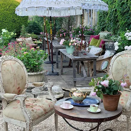 Pytts House Boutique Bed & Breakfast-3