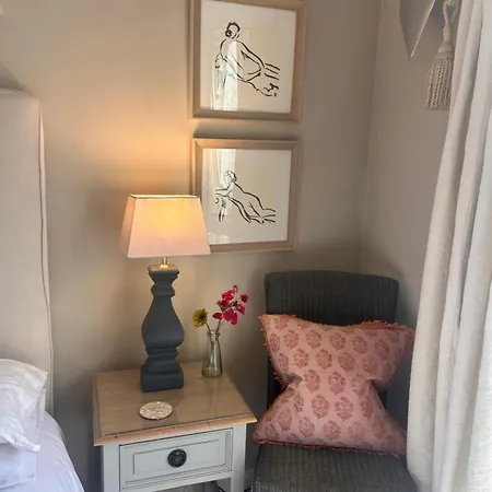 The Garden Room-3