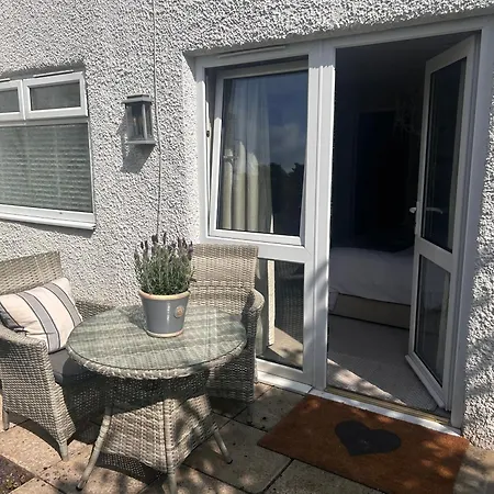 The Garden Room-2