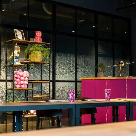 Moxy Paris Charles De Gaulle Airport-3