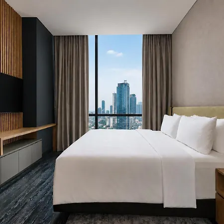 Crowne Plaza Jakarta Residences, an IHG Hotel-3