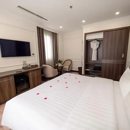 Hillary Hanoi Hotel With Outdoor Swimming Pool-2