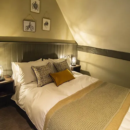 Kings Arms Hotel-2