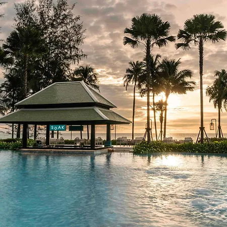 Grand Mercure Khao Lak Bangsak-3