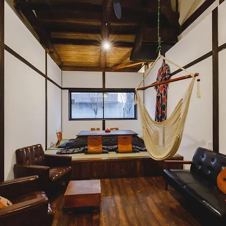 Couch Potato Hostel - Vacation Stay 88241-3