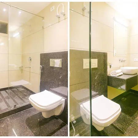 Oyo 77736 Hotel Starlight-3