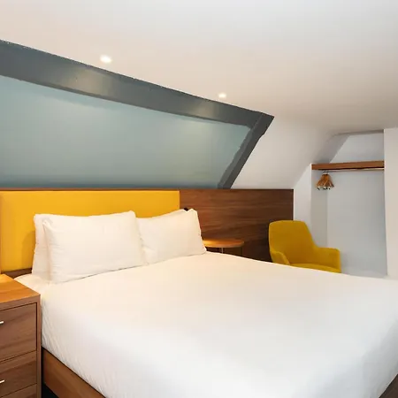 Hampton By Hilton Canterbury-2