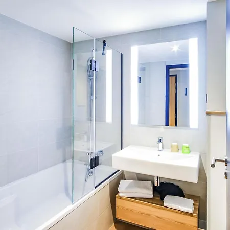 Ibis Styles Albertville-3