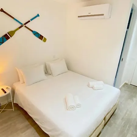 Casa Amarela Guesthouse-3
