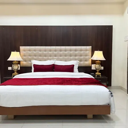 Hotel Sr Tiruchendur-2
