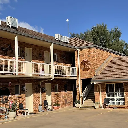 All Settlers Motor Inn Parkes-2