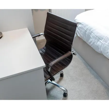 Heathrow Slough Hotel & Suites-3
