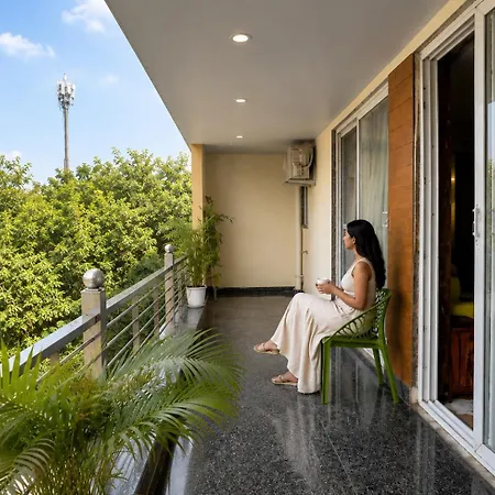 Lime Tree Hotel Near 32Nd Avenue Sector 29 Gurgaon-2