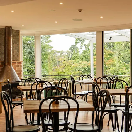 Comfort Resort Leura Gardens-2