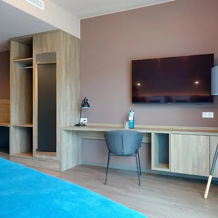 H24 Stadthotel Bernau-3