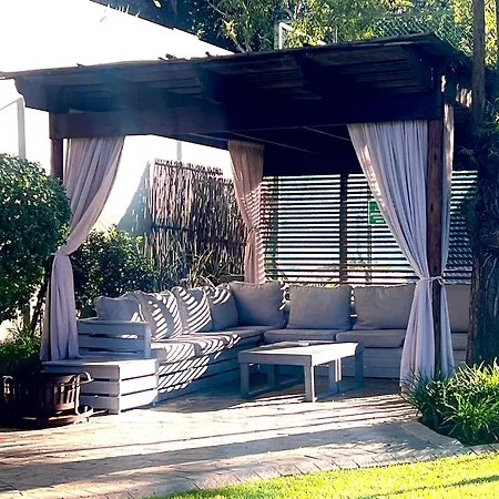 One O Eight Boutique Hotel-3