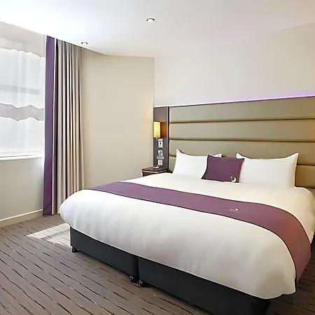 Premier Inn London Wembley Stadium-3