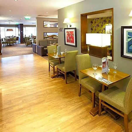 Premier Inn Inverness Centre - River Ness-2