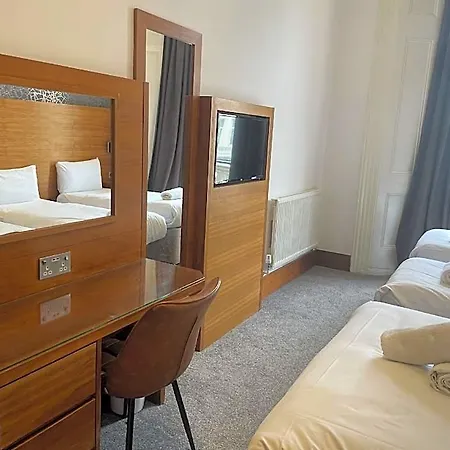 The Chapter Hotels- Leisure Inn-3