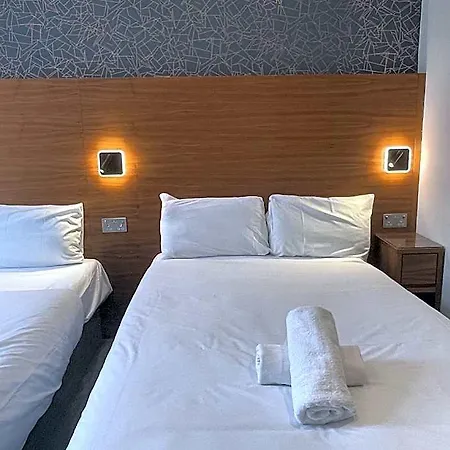 The Chapter Hotels- Leisure Inn-2