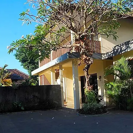 Star East Guest House Amed-3