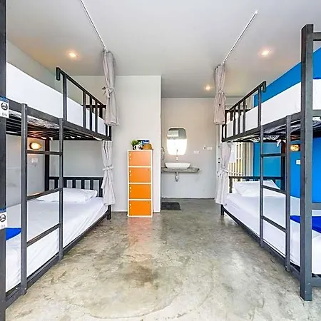 Hip Hostel Patong-3