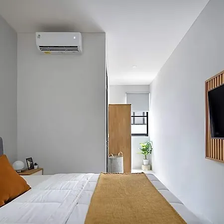 Cove Urbanier-3