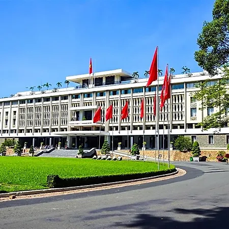 Kiss Hotel Rạch Bùng Binh Quận 3-2