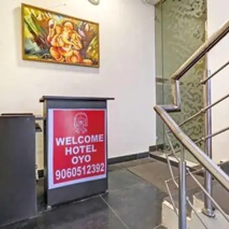 Hotel O Welcome Hotel Near Dlf Avenue Saket-3
