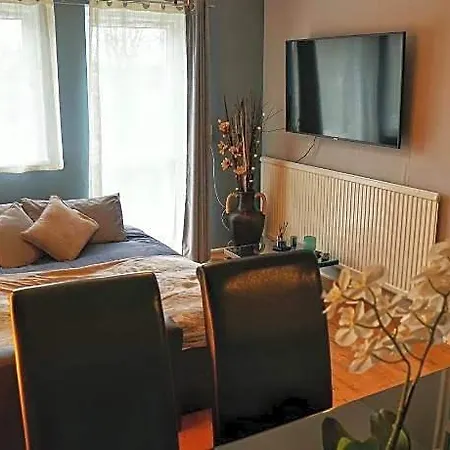North London Apartment - Edmonton-3