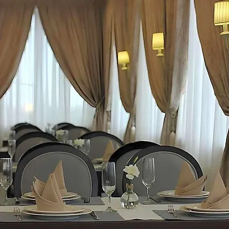 Alarus Luxe Hotel & Restaurant-2