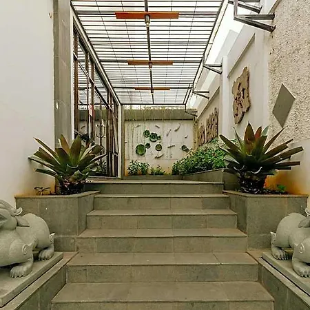 Urbanest Inn House Slipi-2