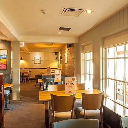 Premier Inn Liverpool North-2