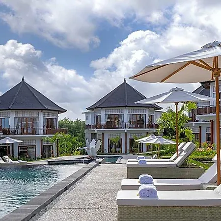 Swan Paradise A Pramana Experience-3